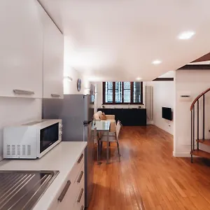 Appartamento Charming De Togni, Milano