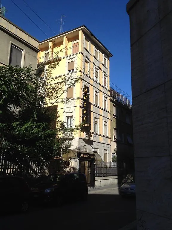 Hotel Vienna Milano 3*,